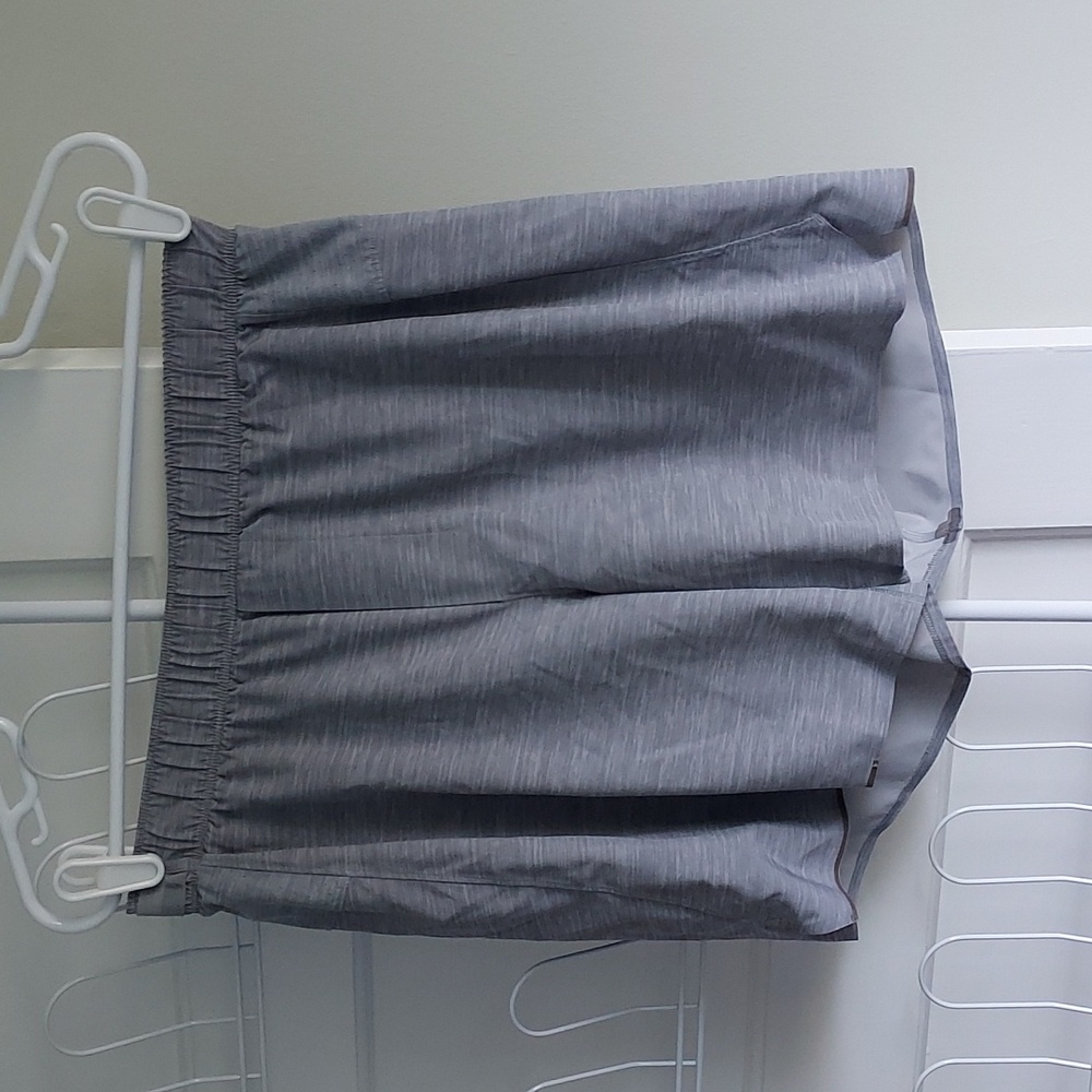 Lululemon Surge Shorts Lined 6" Athetic Run Work Out Gray Size Small Active Run